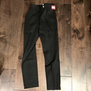 SPANX The Perfect Pant, Button Tapered Ankle
Classic Black / Tall / S